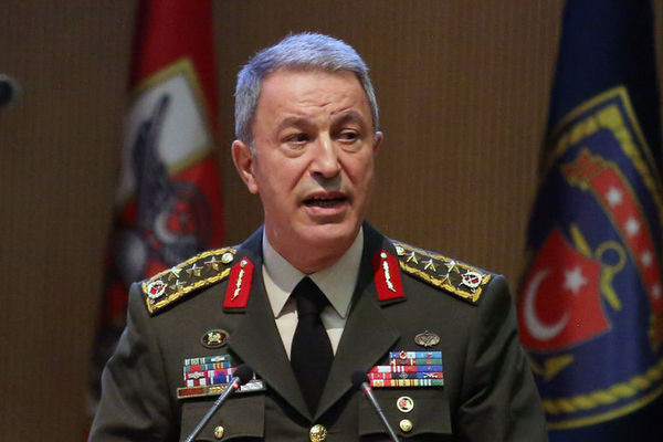 Hulusi Akar Romanya'da