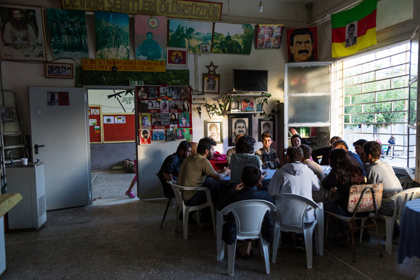 Mülteci kampı 'PKK kampı'na dönüştü