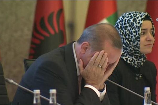 Erdoğan gözyaşlarını tutamadı