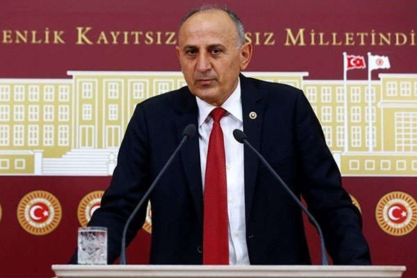 CHP'li Çiçek'ten harp okulları temennisi