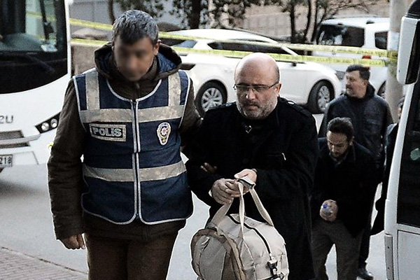21 müftülük personeli FETÖ'den adliyede
