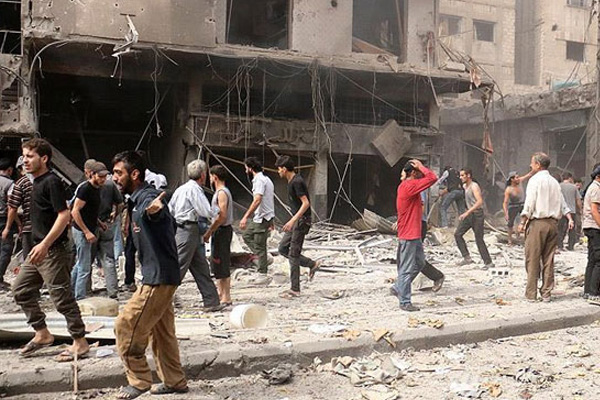 Esed rejimi İdlib'i bombaladı