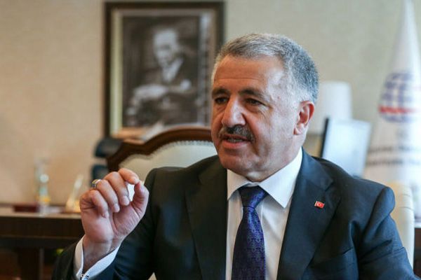 Bakan’dan GSM operatörlerine çağrı