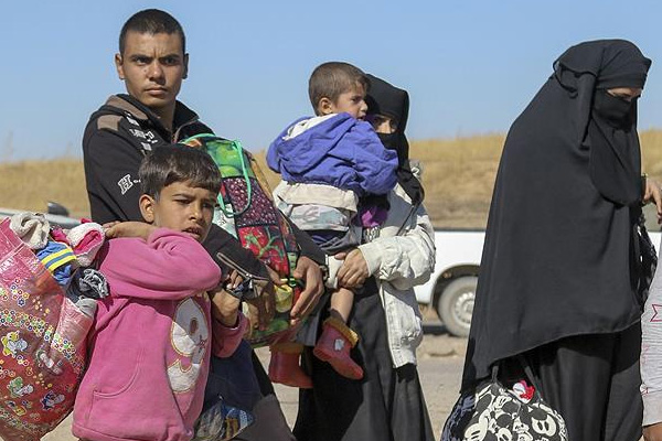 ''Aileler, Peşmerge mevzilerine sığınıyor''