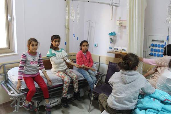 15 öğrenci hastanelik oldu