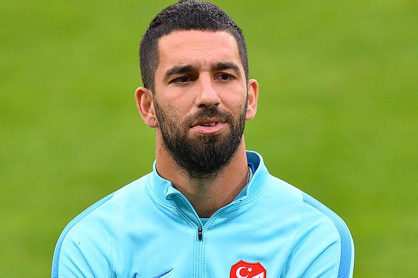 Arda Turan'ın 'ısıtıcılarına' inceleme