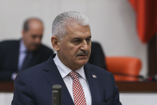 Başbakan'dan HDP Operasyonu'na ilk yorum