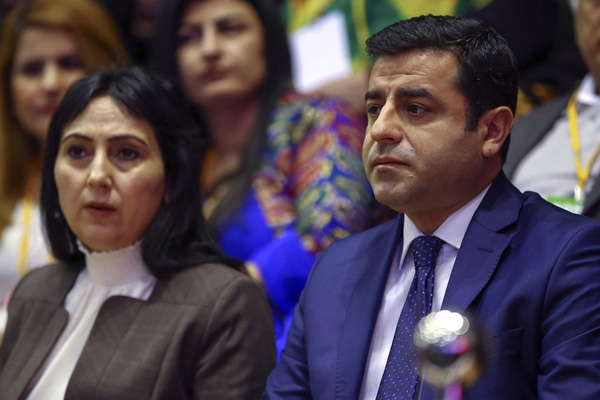 Demirtaş ve Yüksekdağ tutuklandı!