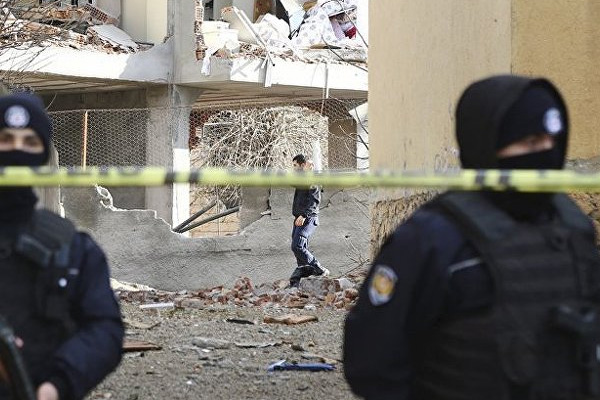 Diyarbakır Valiliği'nden yeni açıklama: Açıkça PKK  yaptı