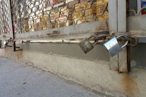 Mardin'de kepenk kapatmaya yasak getirildi