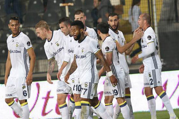 Fenerbahçe, deplasmanda galip: 3-1