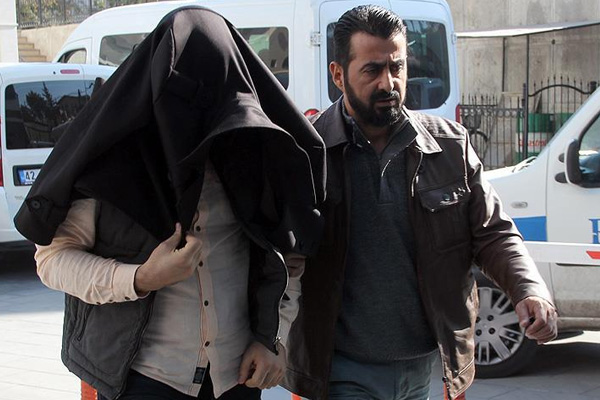 FETÖ soruşturmasında 20 pilot tutuklandı