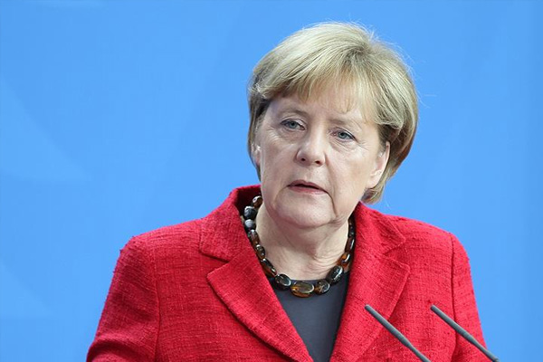 Merkel: Türkiye'de darbe yapılıyorsa...