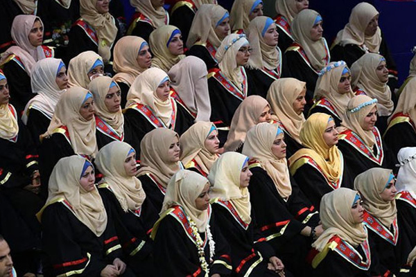 Katar'dan Gazze'ye okul yardımı