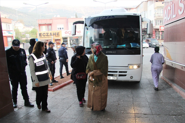43 öğretmene FETÖ gözaltısı