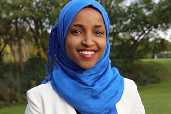 ABD seçimlerinde Somalili Omer, başörtülü ilk vekil oldu