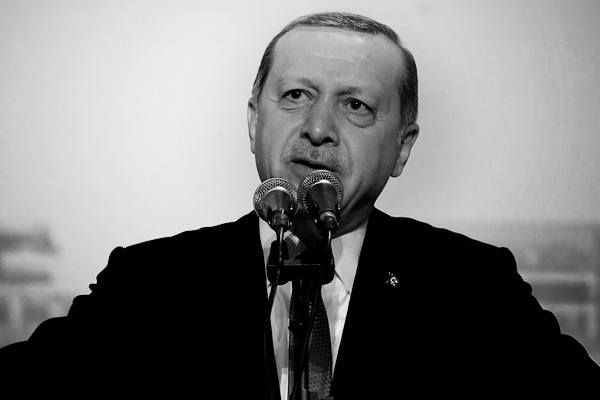 'Acaba Türkiye Batı'nın teröristlerine kapısını açsa...'