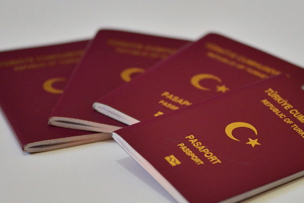 Yeni nesil pasaportlar verilmeye başlandı