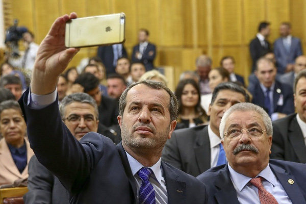 'Böcek değil anakonda koymuşlar'