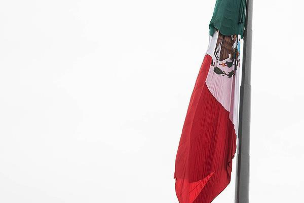 Eski valinin başına ödül