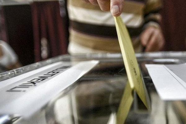 CHP'de 1 Kasım ihraçları