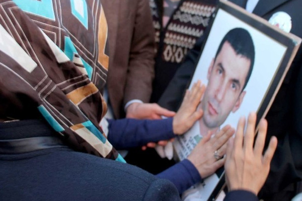 AB'ye şehit kaymakam sorusu