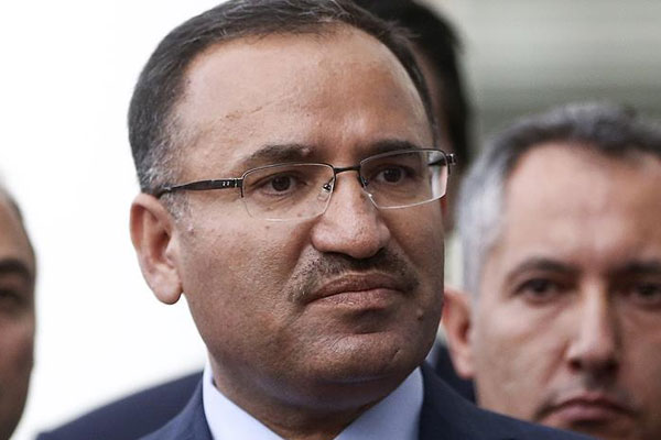 Bozdağ: CHP kimin izinden gidiyor