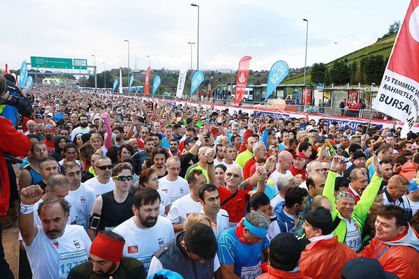 Vodafone 38. İstanbul Maratonu başladı