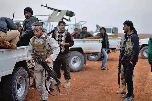 ÖSO güçleri el Bab'a yürüyor