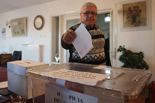 Bulgaristan'da halk sandık başında