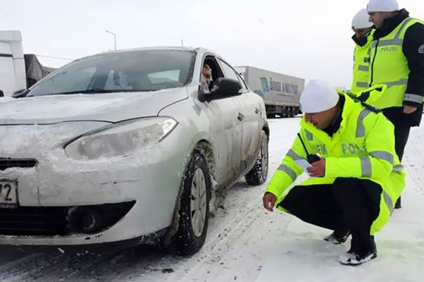 Zorunlu kış lastiği uygulaması başlıyor