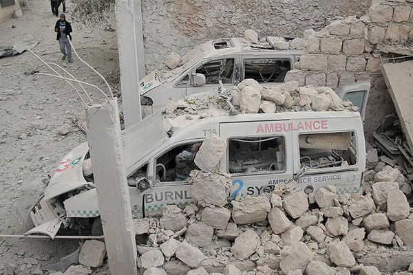 Suriye'de tıp merkezine saldırı