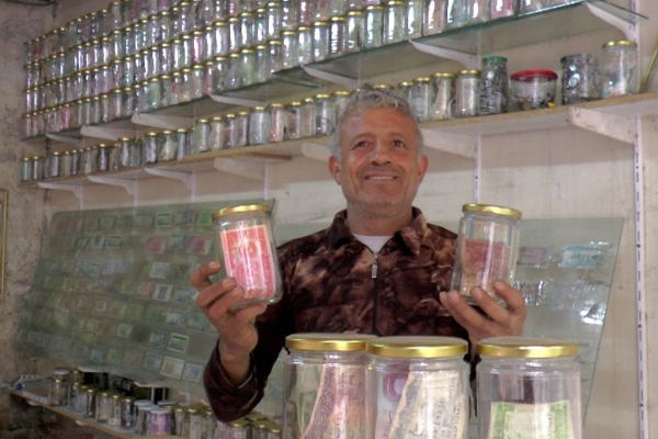 Paranın turşusunu kurdu