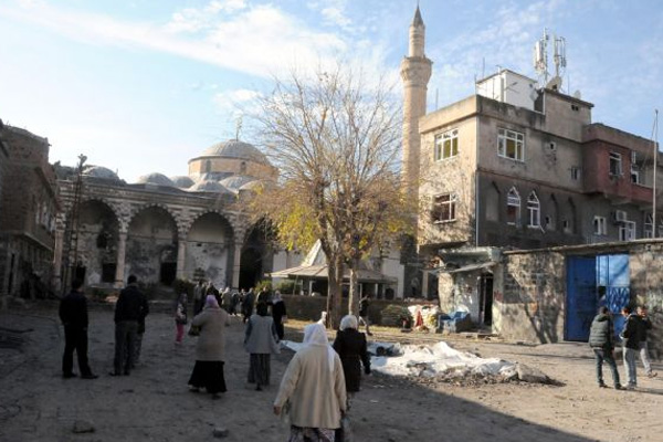 Sur baştan aşağı restore ediliyor