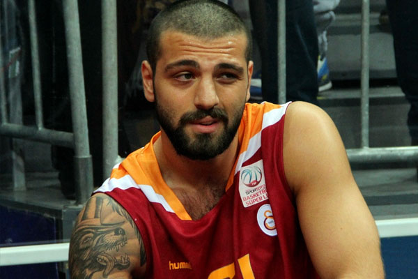 F.Bahçe ve G.Saray arasında 'Göksenin' atışması