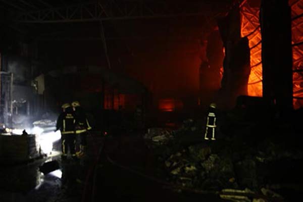 Bursa'da fabrika yangını