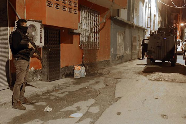 Adana'da IŞİD operasyonu