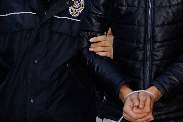 Bombalı saldırı hazırlığındaki 2 PKK'lı yakalandı
