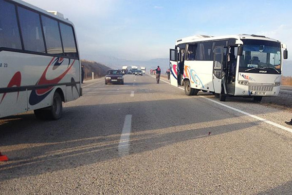 Konya'da feci kaza: 35 yaralı