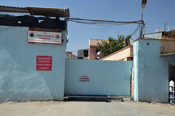 Diyarbakır’da bir mahkum firar etti