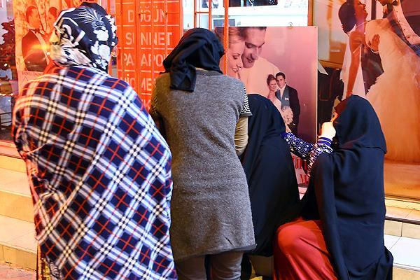 Suriyeli ailenin 5 kilogram altınını çaldılar