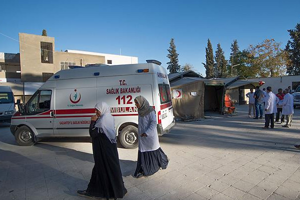 Cerablus'ta 16 bin Suriyeliye poliklinik hizmeti