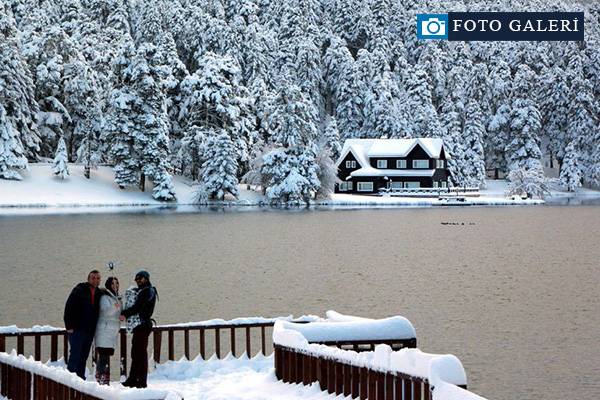 Abant Tabiat Parkı karla buluştu