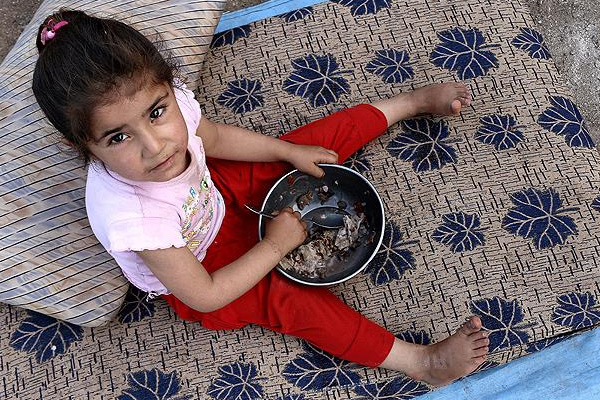 Suriye'de yüz binlerce kişi ekmek bulamıyor