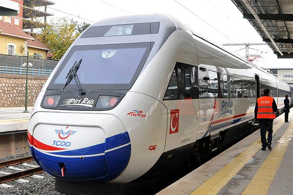 Ankara-İstanbul hattına 10 yeni YHT seti
