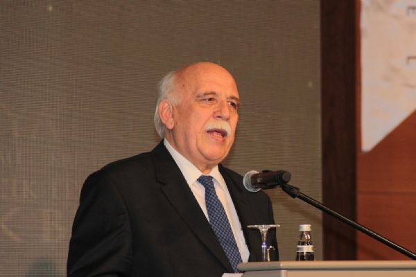 Avcı Türkiye’ye gelen turist sayısını açıkladı