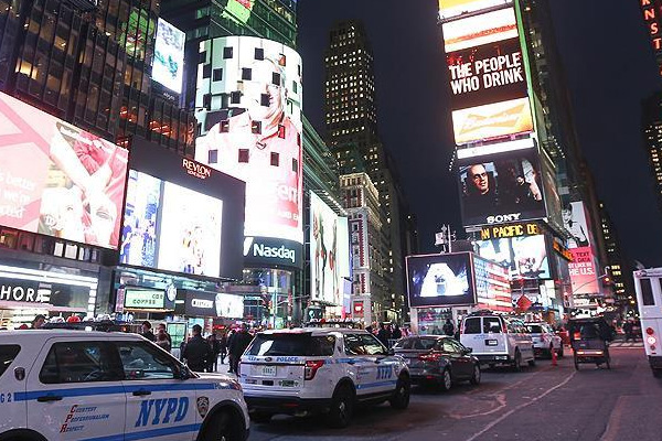 900 Müslüman polis hepimizi koruyor