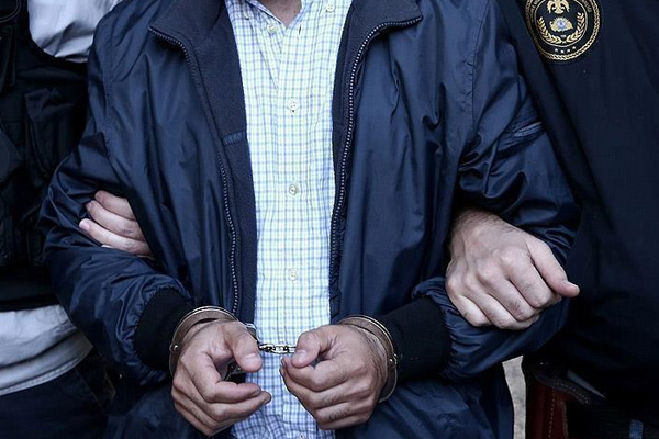 17 pilot FETÖ'den tutuklandı