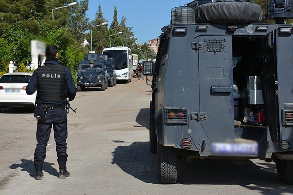 DBP'li başkan gözaltında