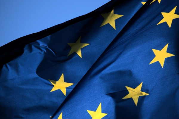 'AB, Türkiye'yi 53 yıldır oyalıyor'